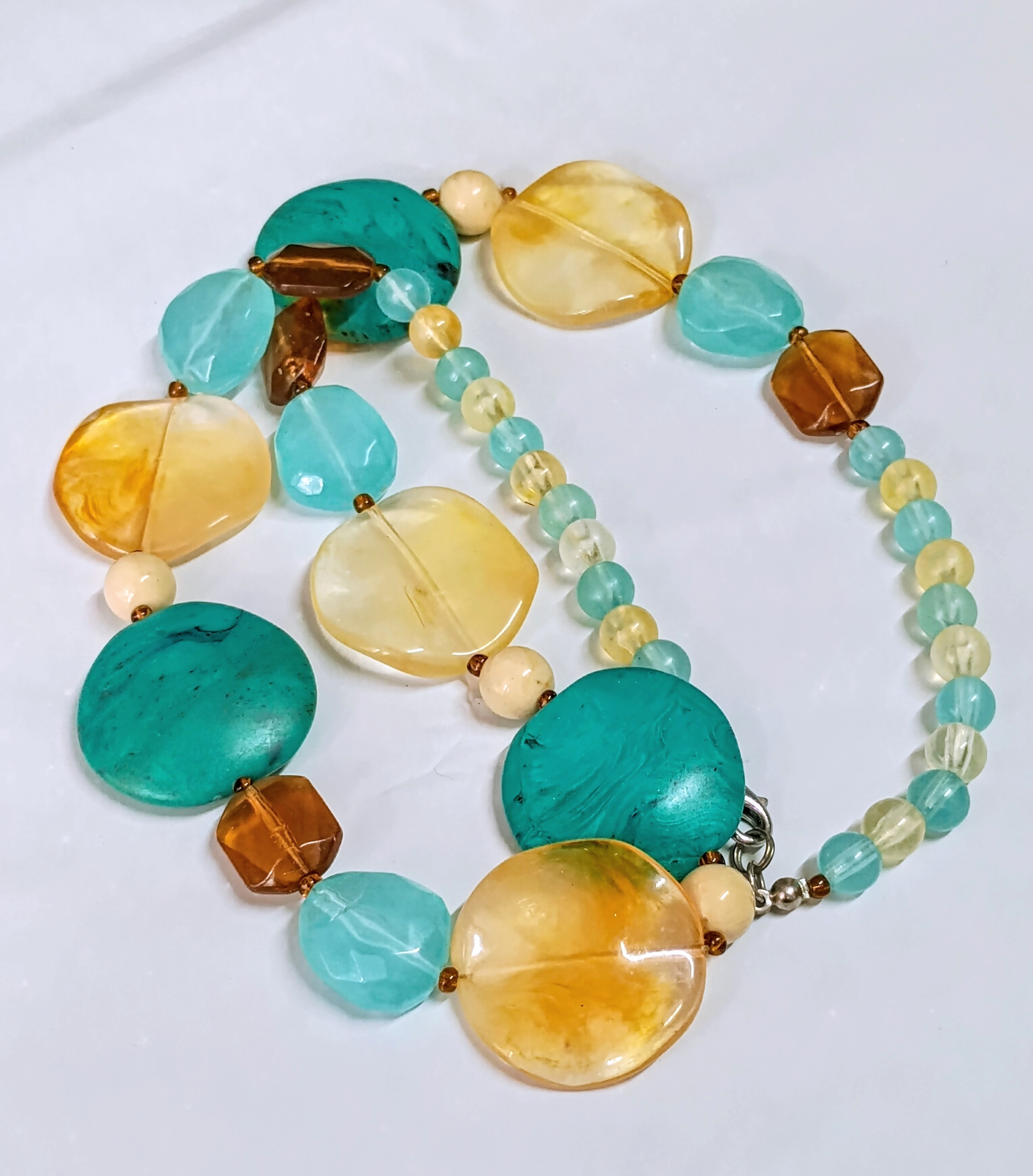 Irregular Pendant Necklace