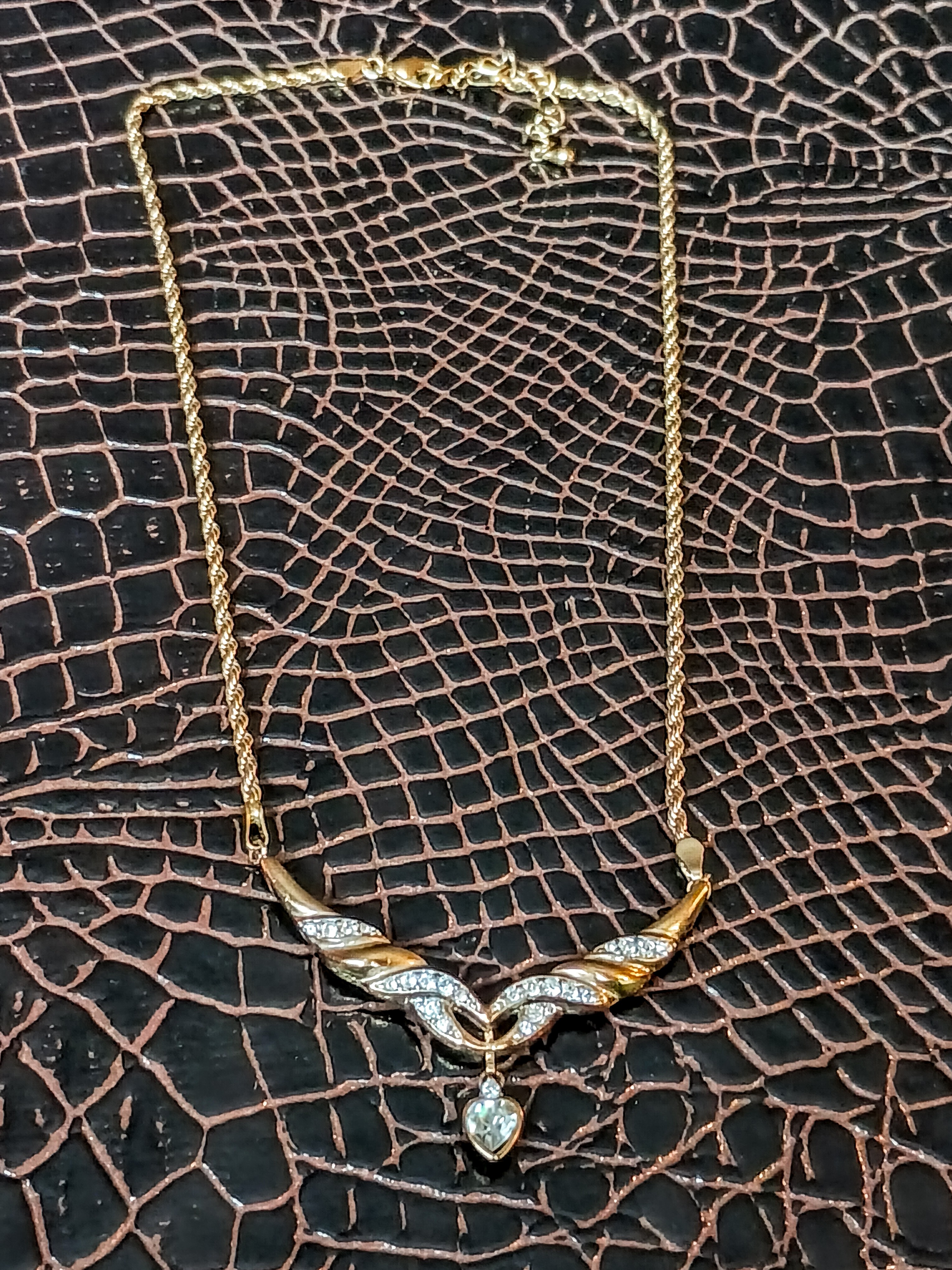 Beautiful Diamante Necklace