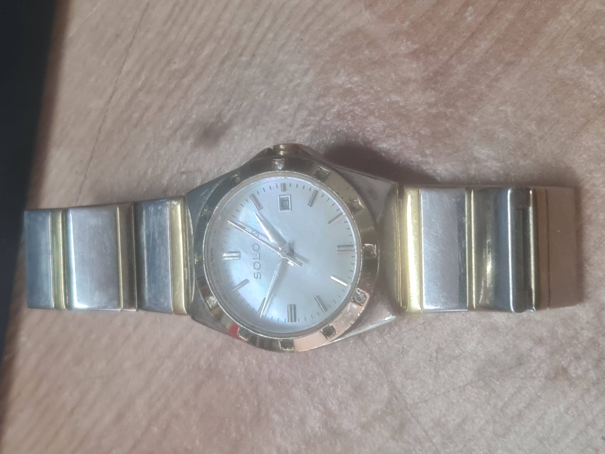 Ladies solo watch