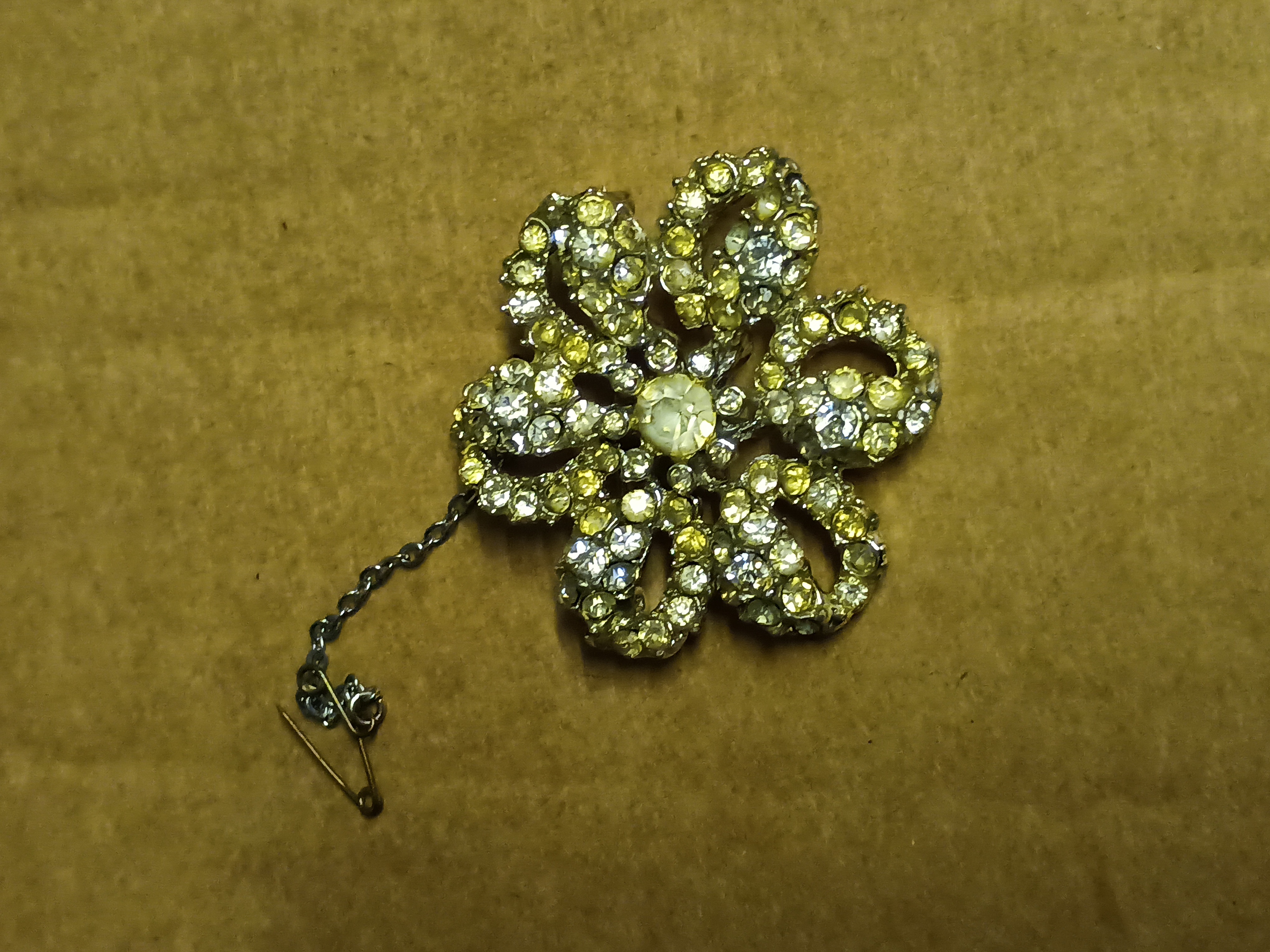 Vintage broach