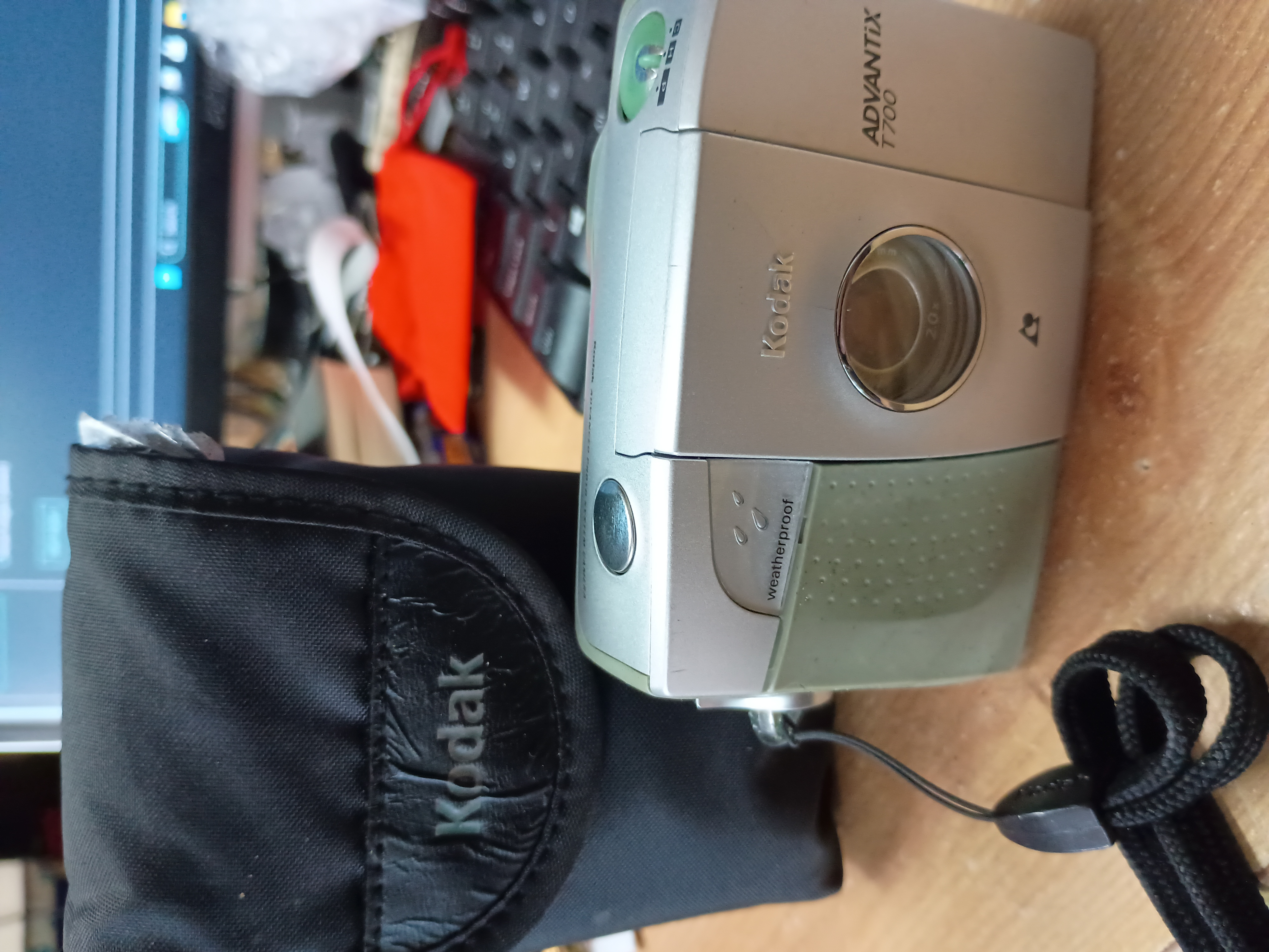 Kodak advantix t700 digital camera