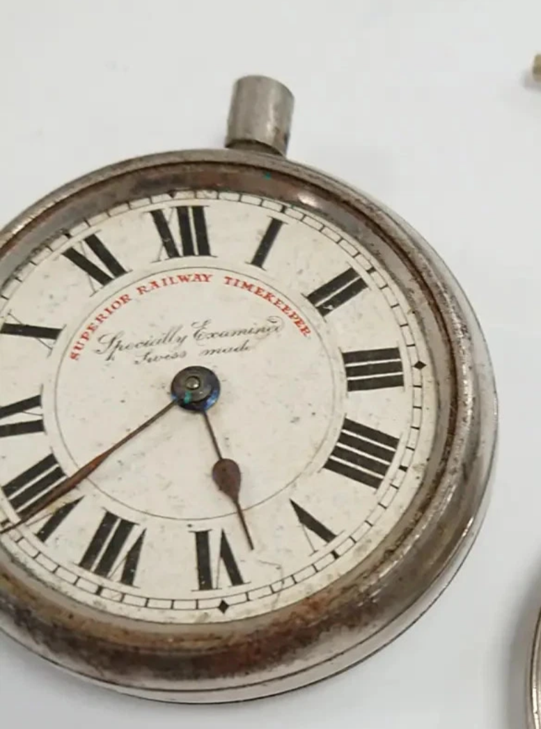 Lot 204: Vintage pocket watch