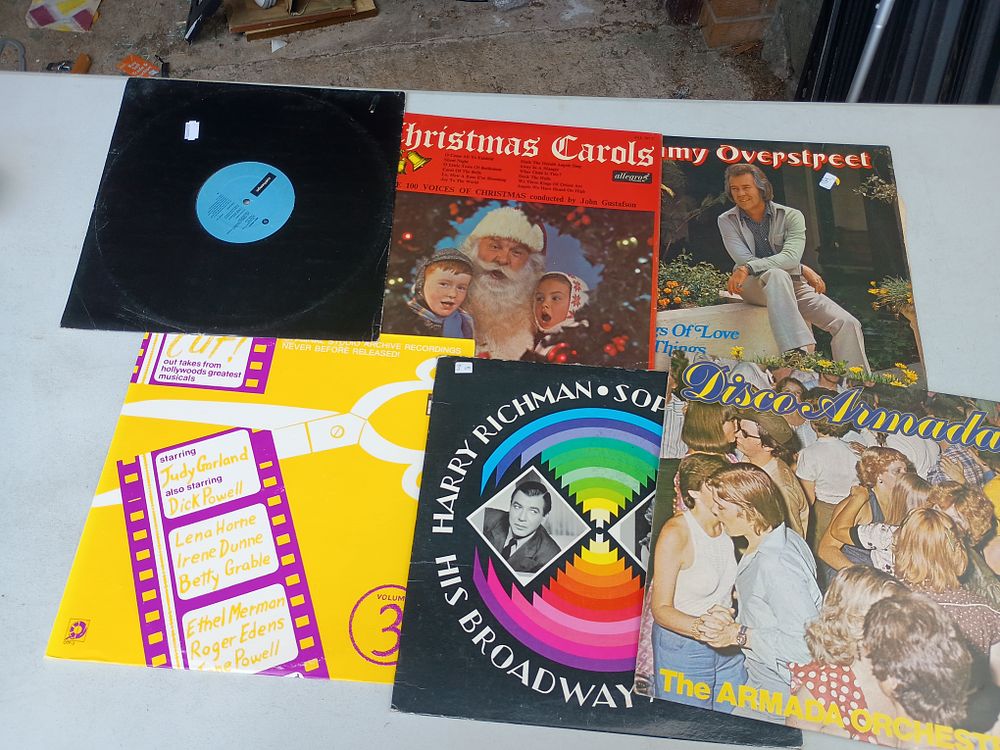 Lot 243: Vinyl lot