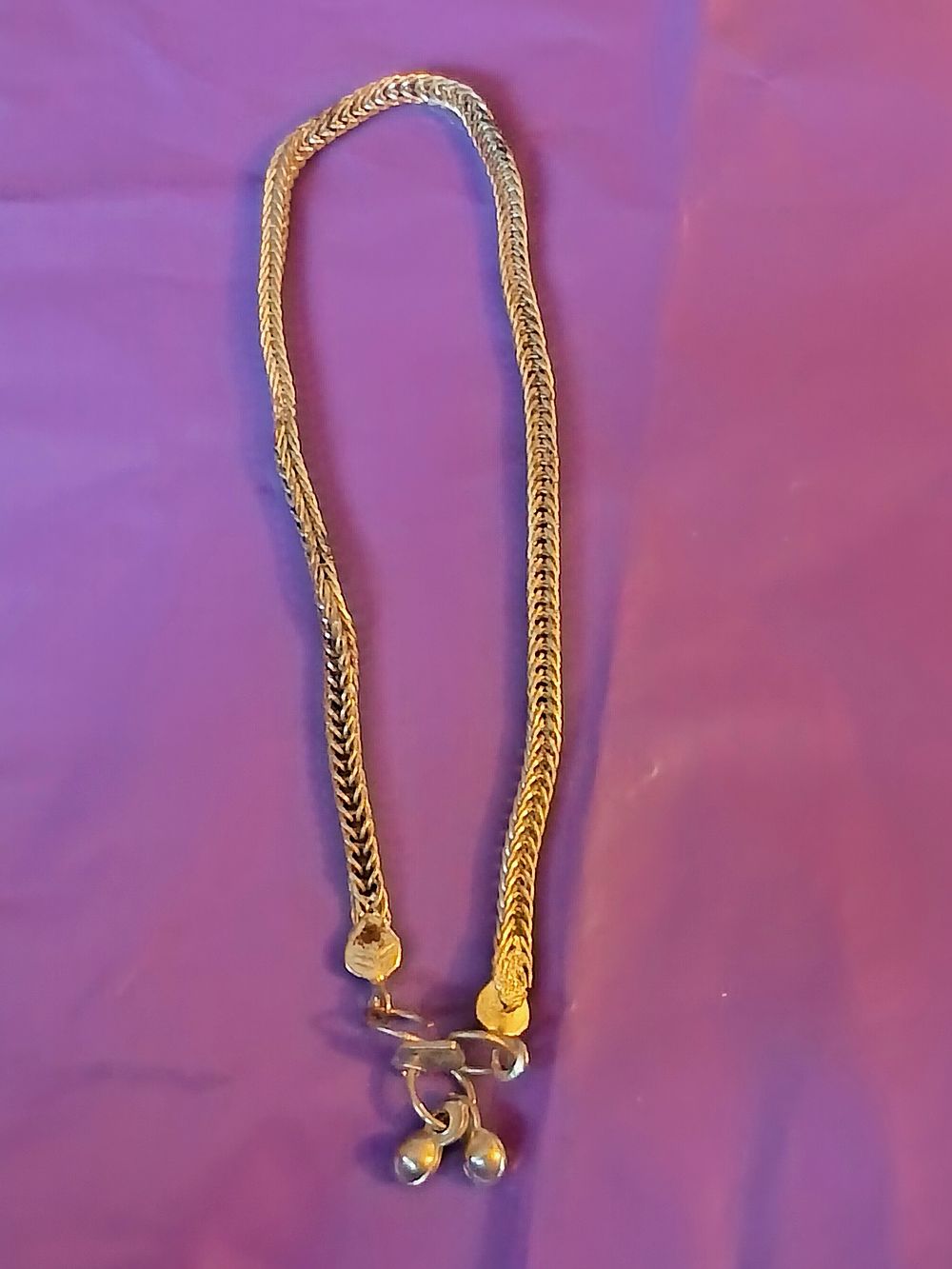 Lot 324: Little Vintage Bracelet