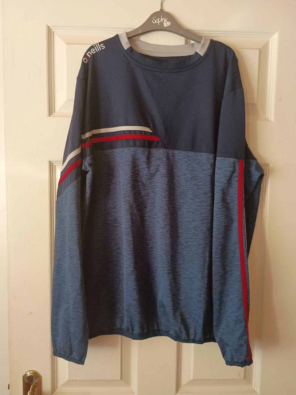 Lot 226: Adult O'Neills Top Medium
