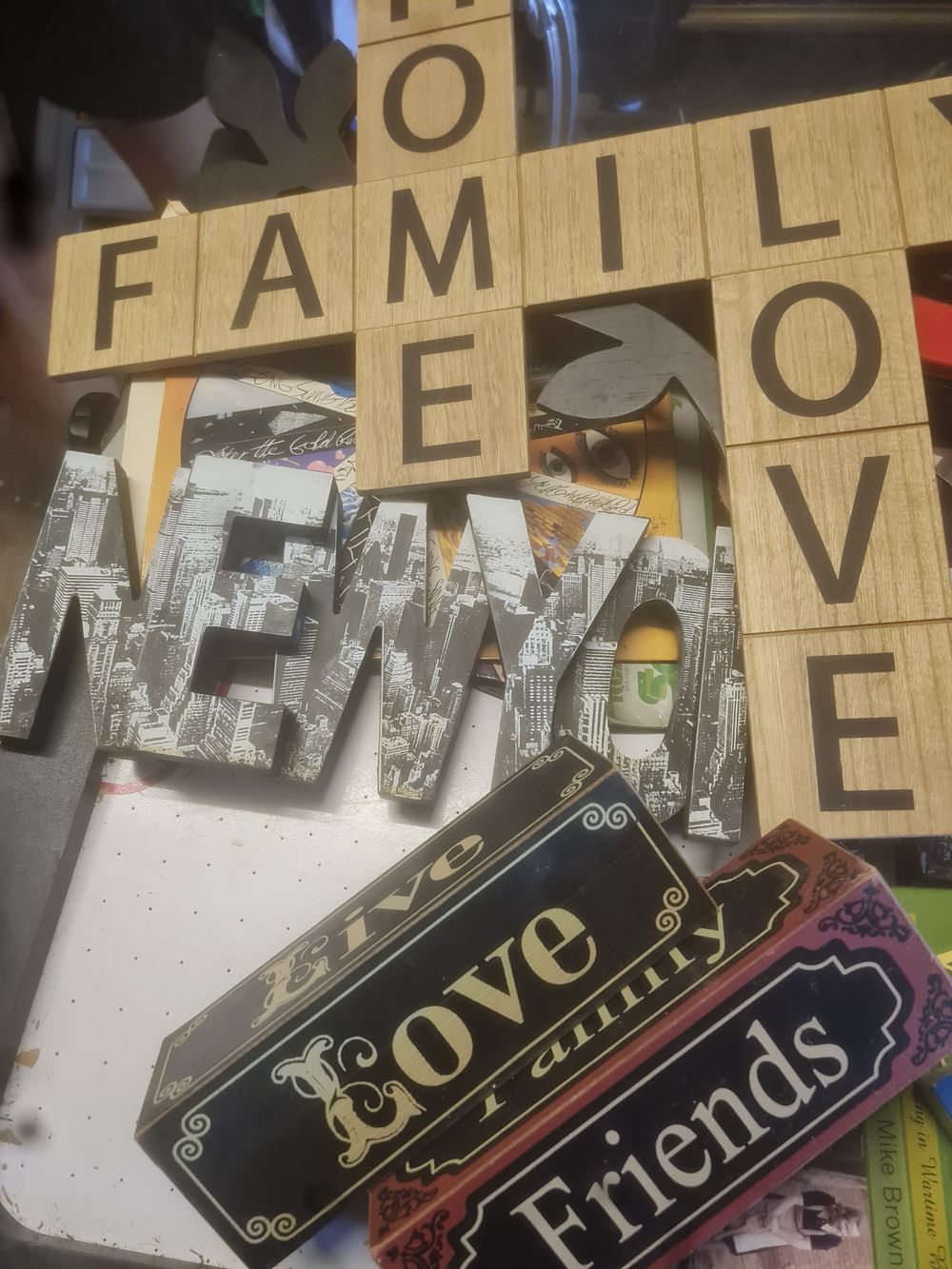 Lot 280: Bundle