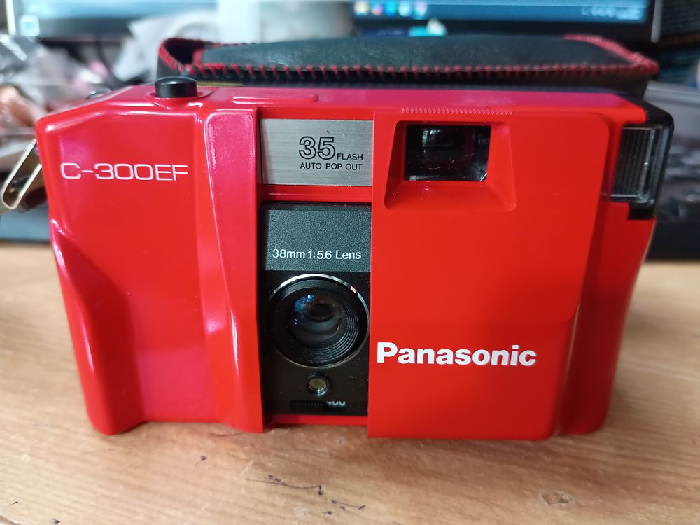 Lot 291: Panasonic camera