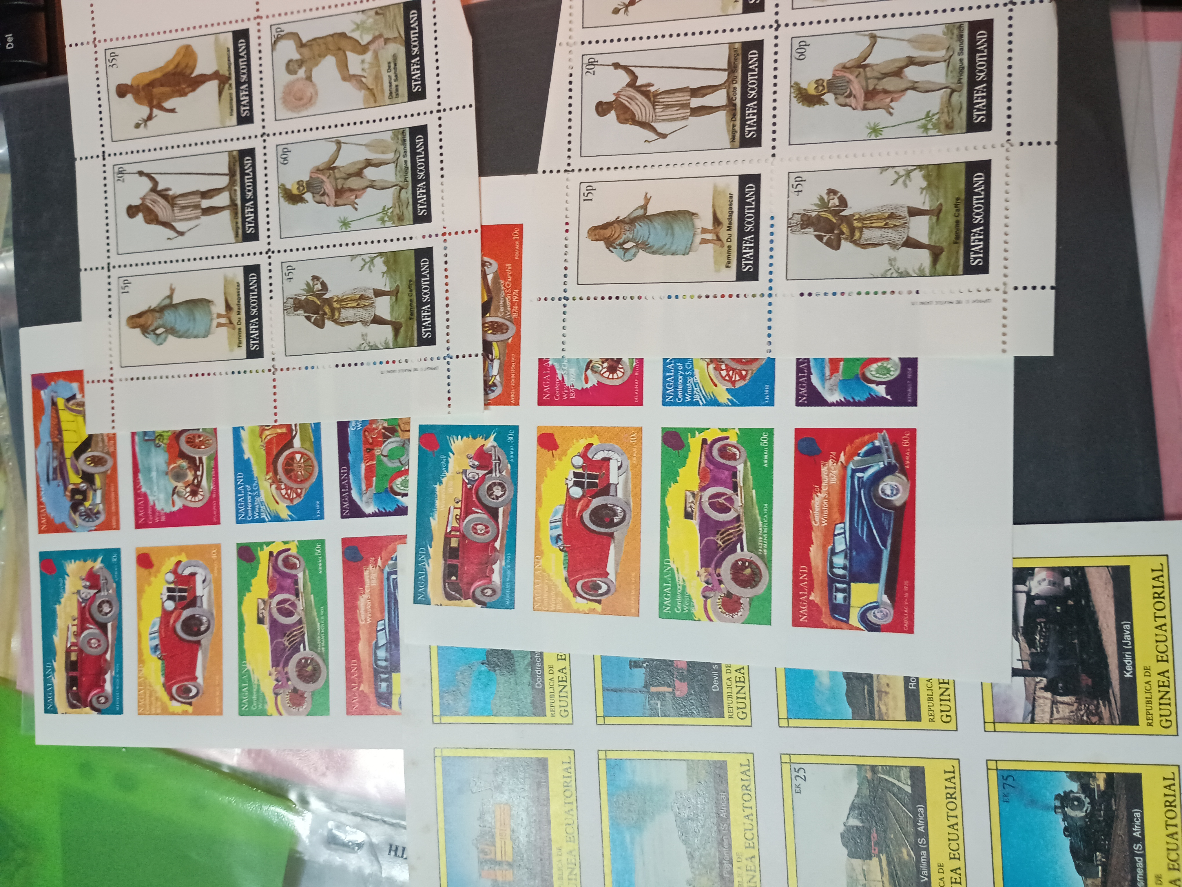 Mix stamp lot