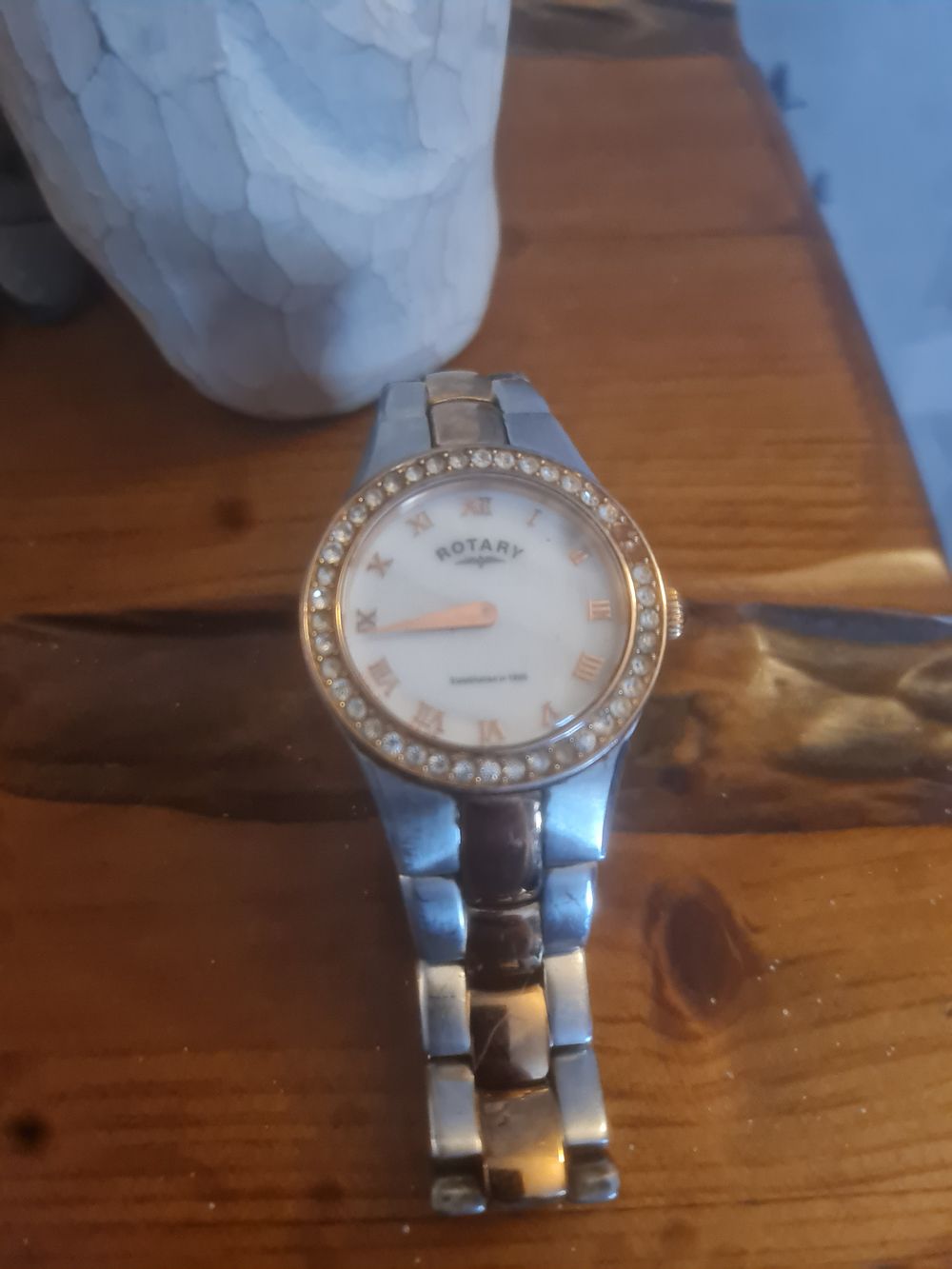 Lot 112: Rotary watch