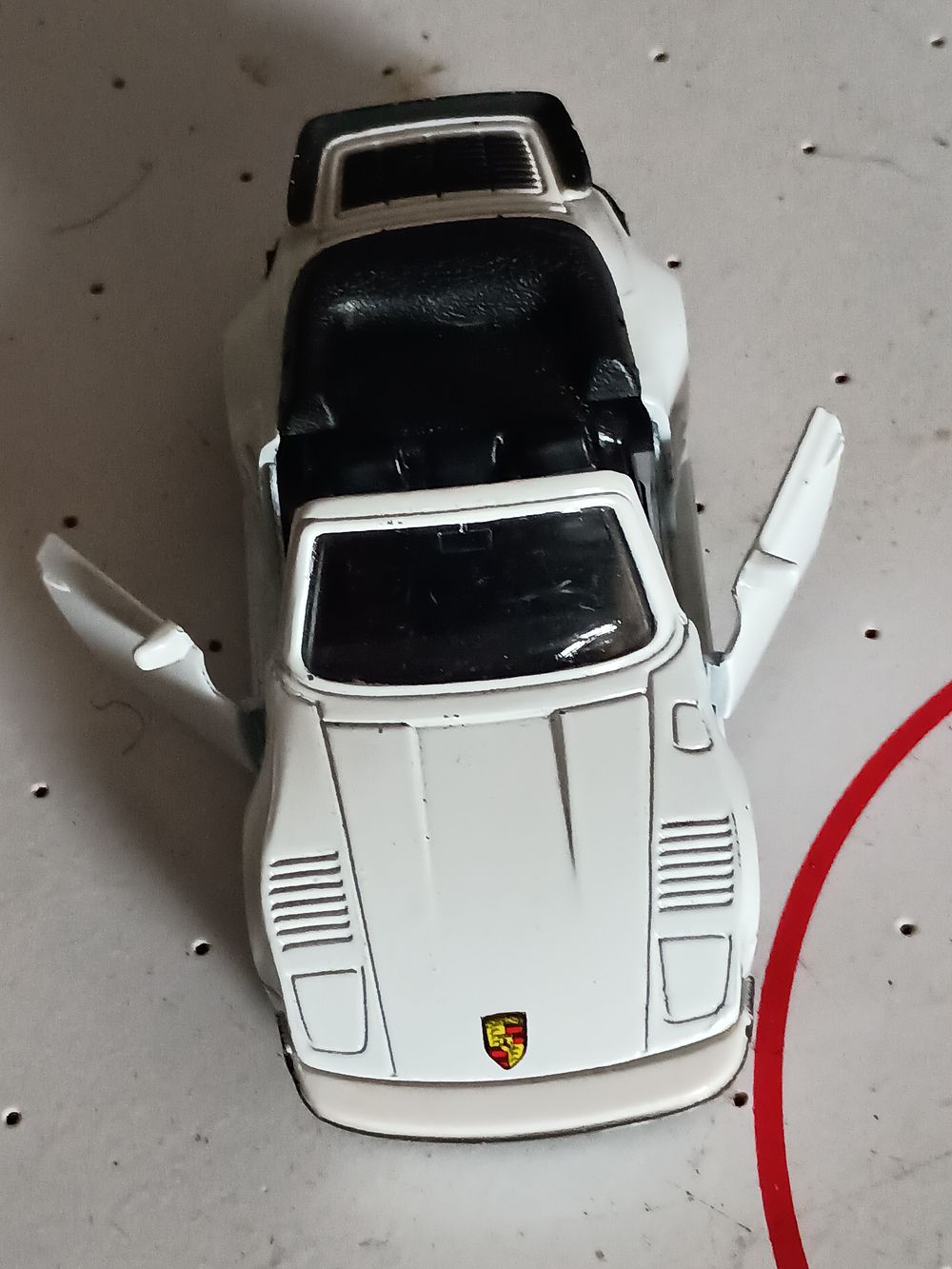 Lot 113: Porsche model