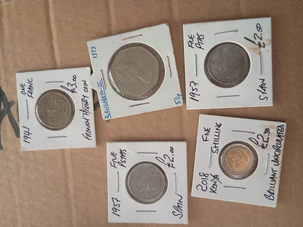 Lot 124: Coin lot
