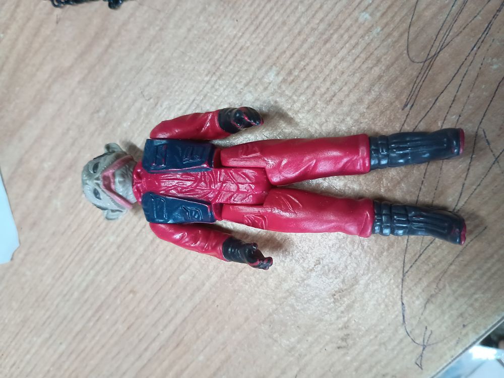 Lot 163: Vintage star wars 1980s figure