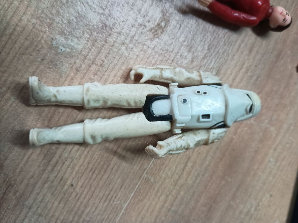 Lot 170: Vintage star wars 1980s figure