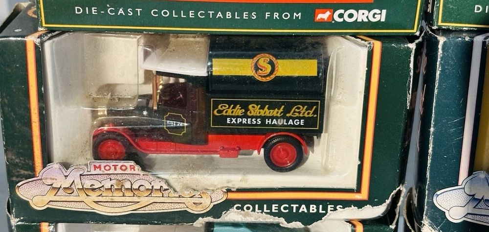 Lot 271: Boxed corgi eddie stobart