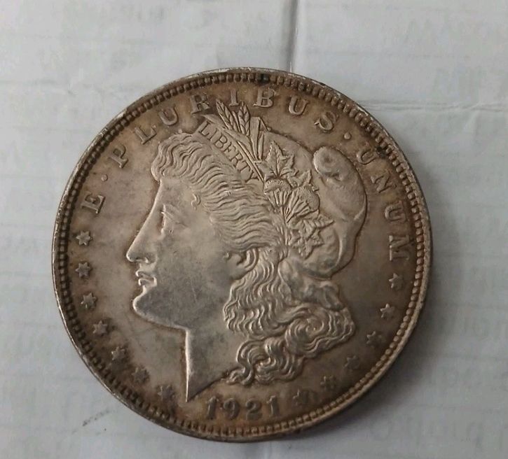 Lot 301: Us morgan dollar silver