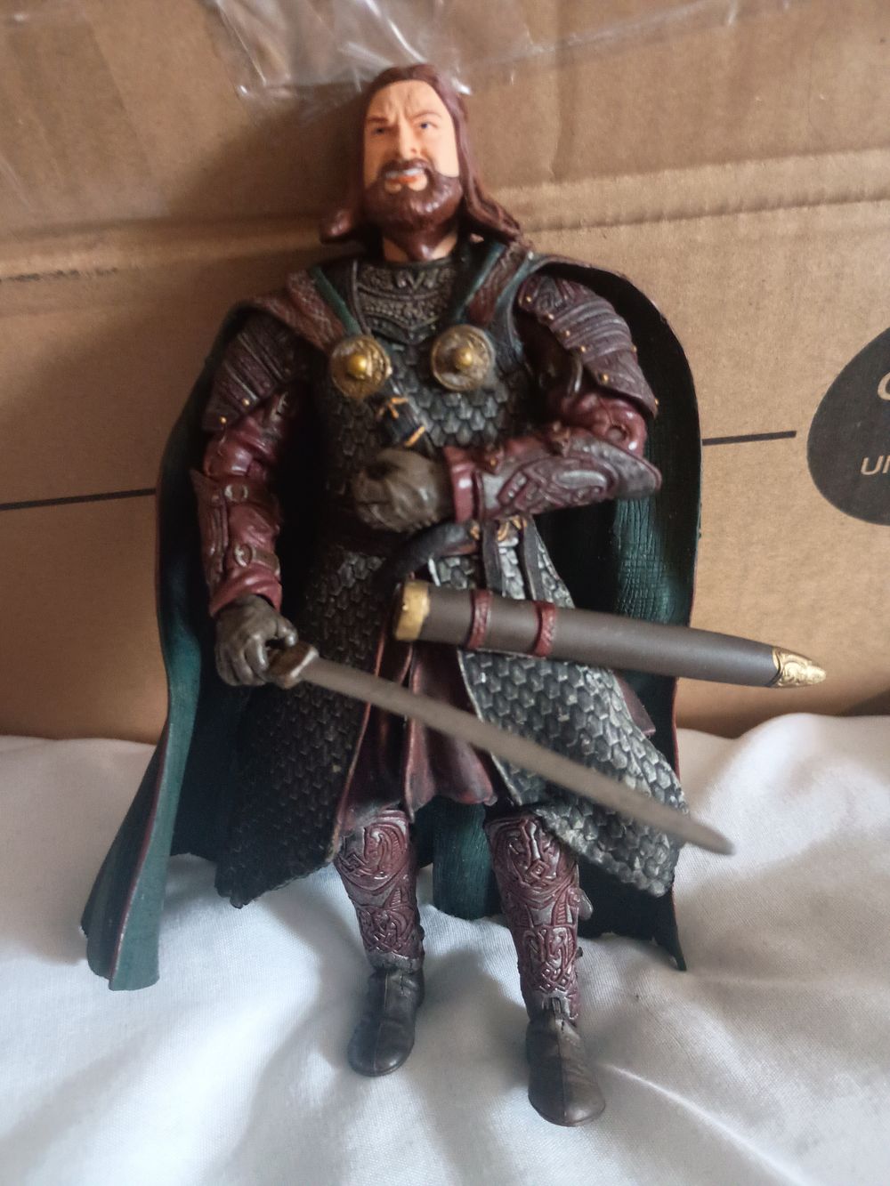 Lot 305: toybiz Hama Royal Guard of Rohan the lord of the rings two towers