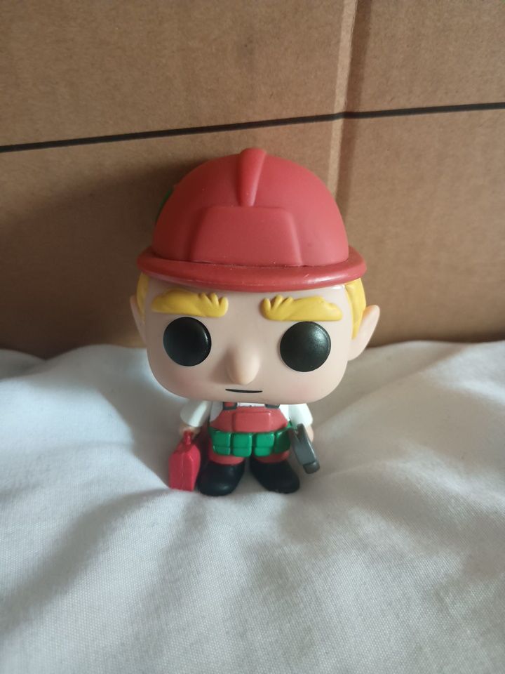 Lot 313: Funko POP! Holiday Christmas Peppermint Lane RANDY the Elf Vinyl Figure