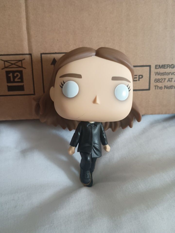 Lot 321: Funko Pop! Vinyl: The Umbrella Academy Vanya