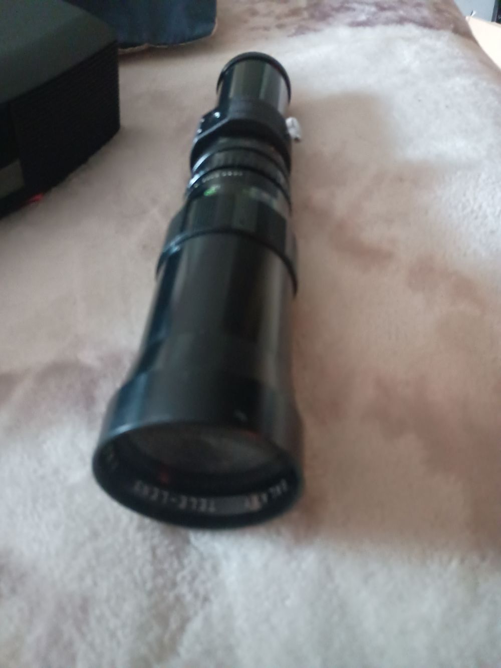 Lot 367: Large camera lens