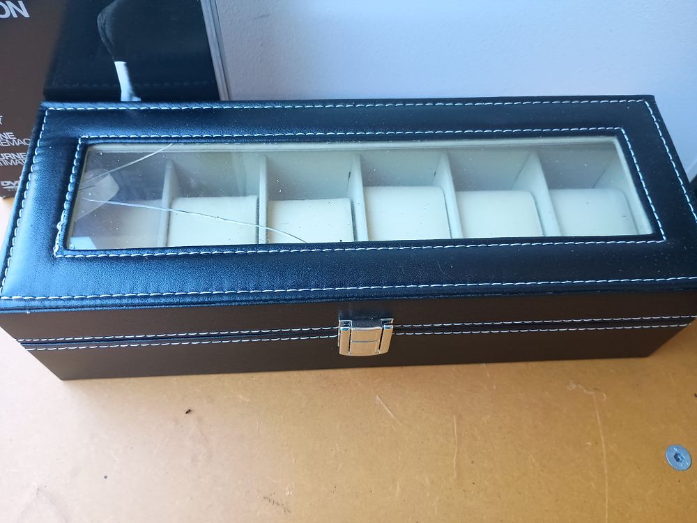 Lot 168: Watch box