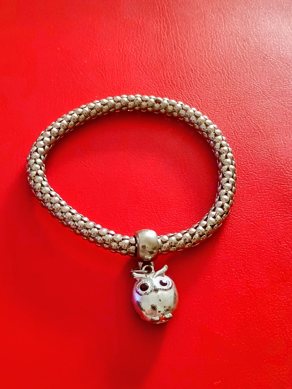 Lot 120: Ladies Owl Pendant Bracelet