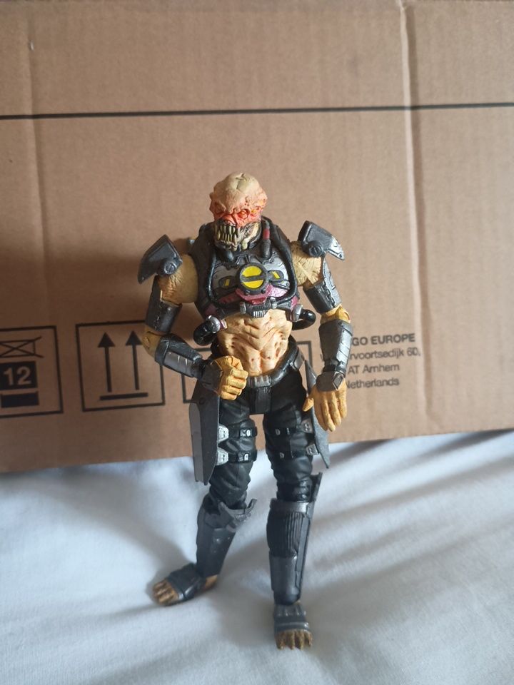 Lot 132: Neca figure