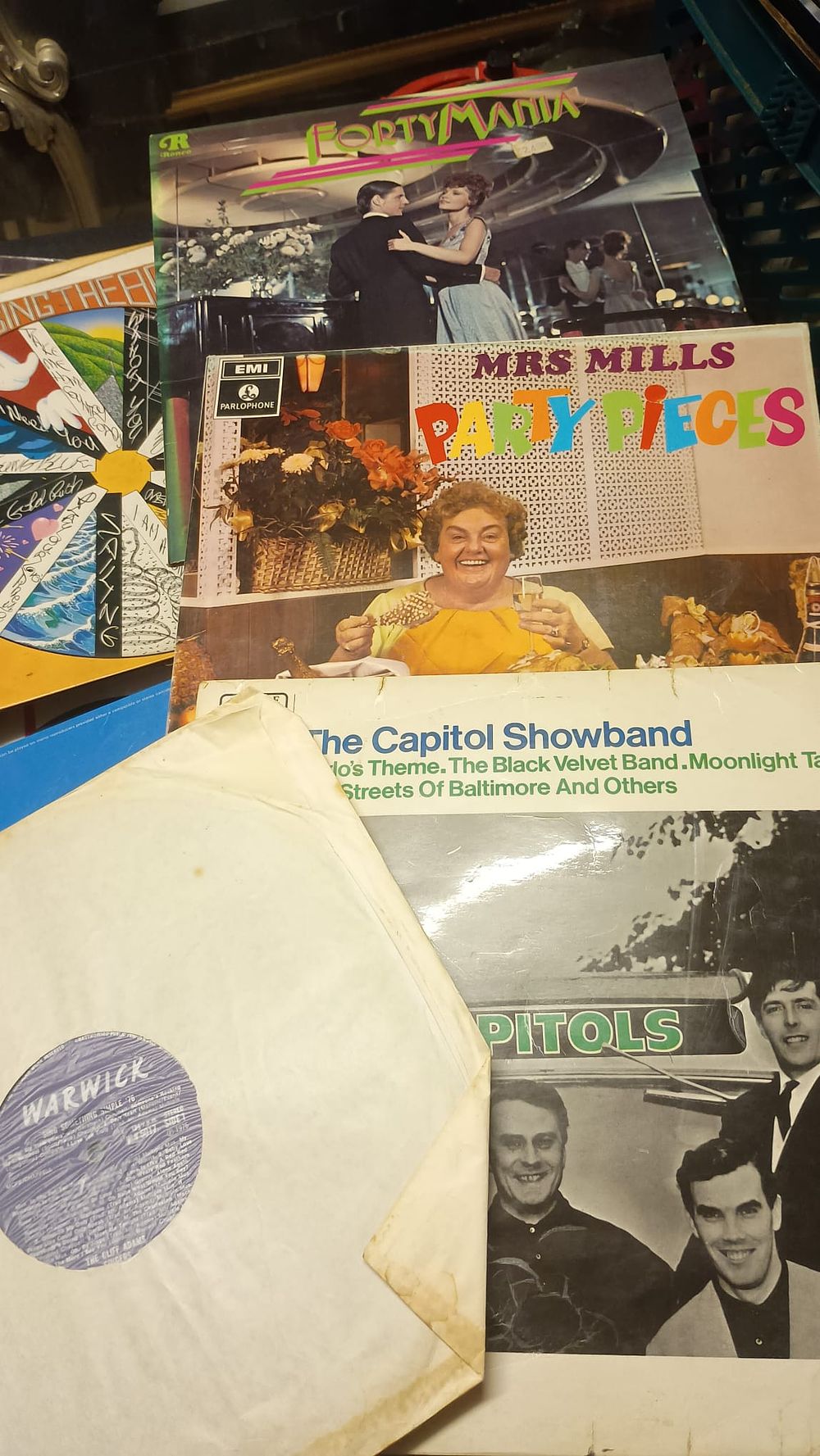 Lot 225: Vintage vinyl lot