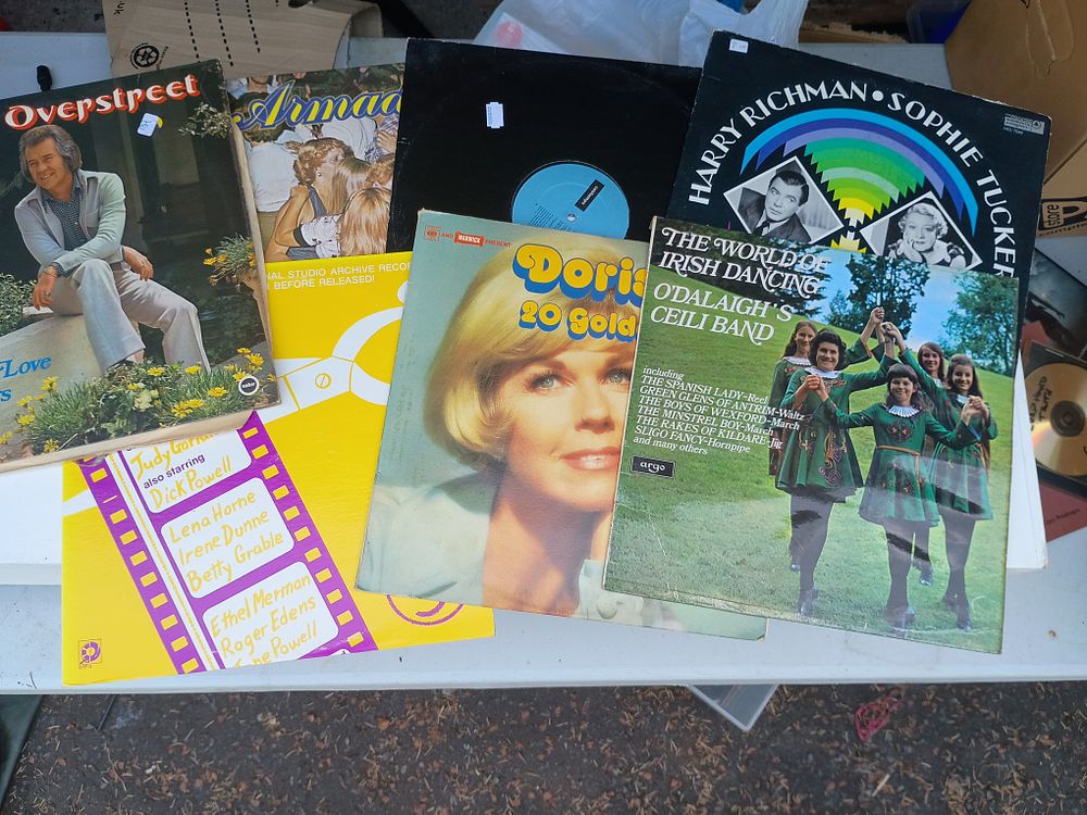 Lot 228: Vintage vinyl lot