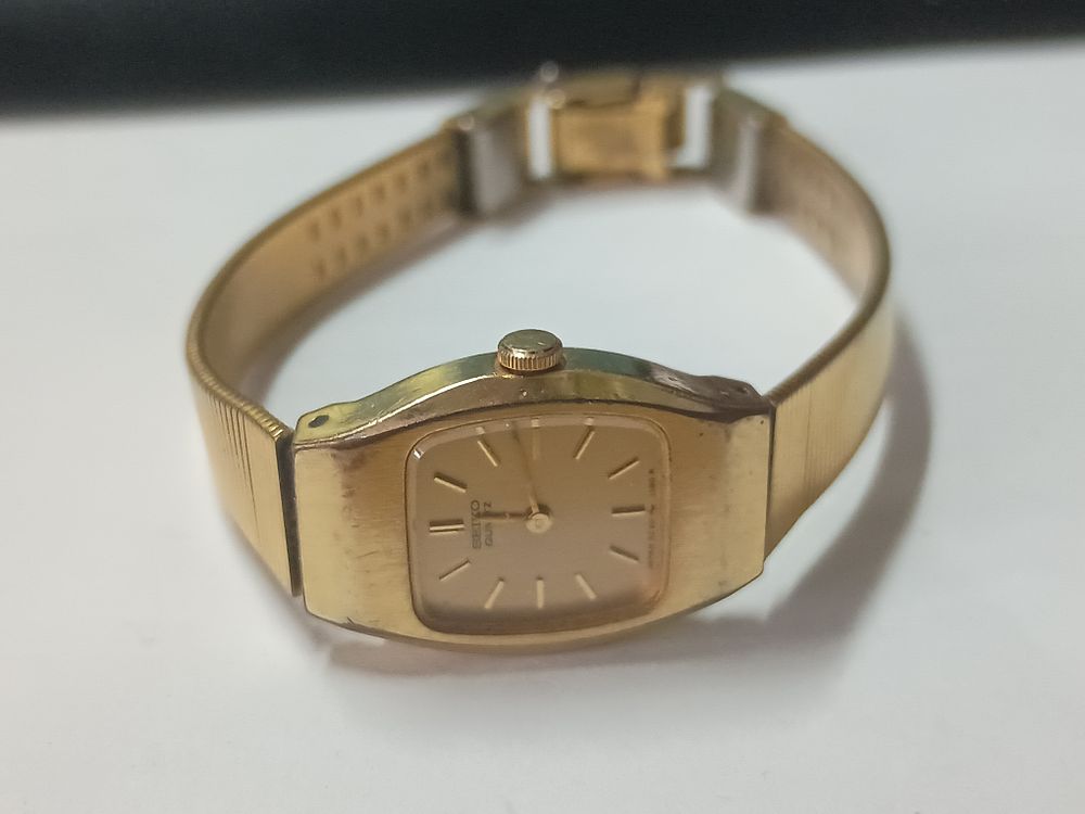 Lot 335: Vintage Seiko watch