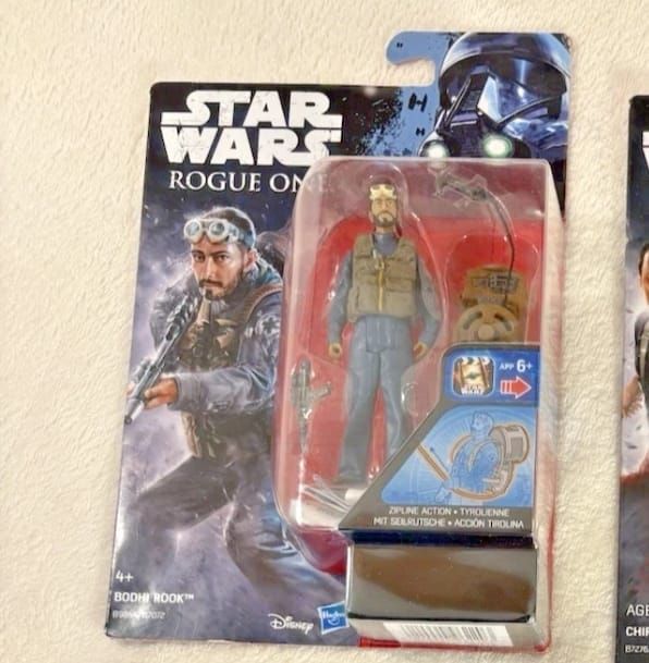 Lot 145: Boxed star wars