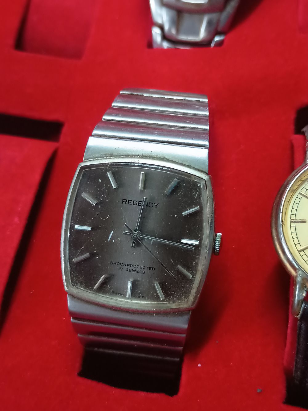 Lot 228: Vintage regency watch