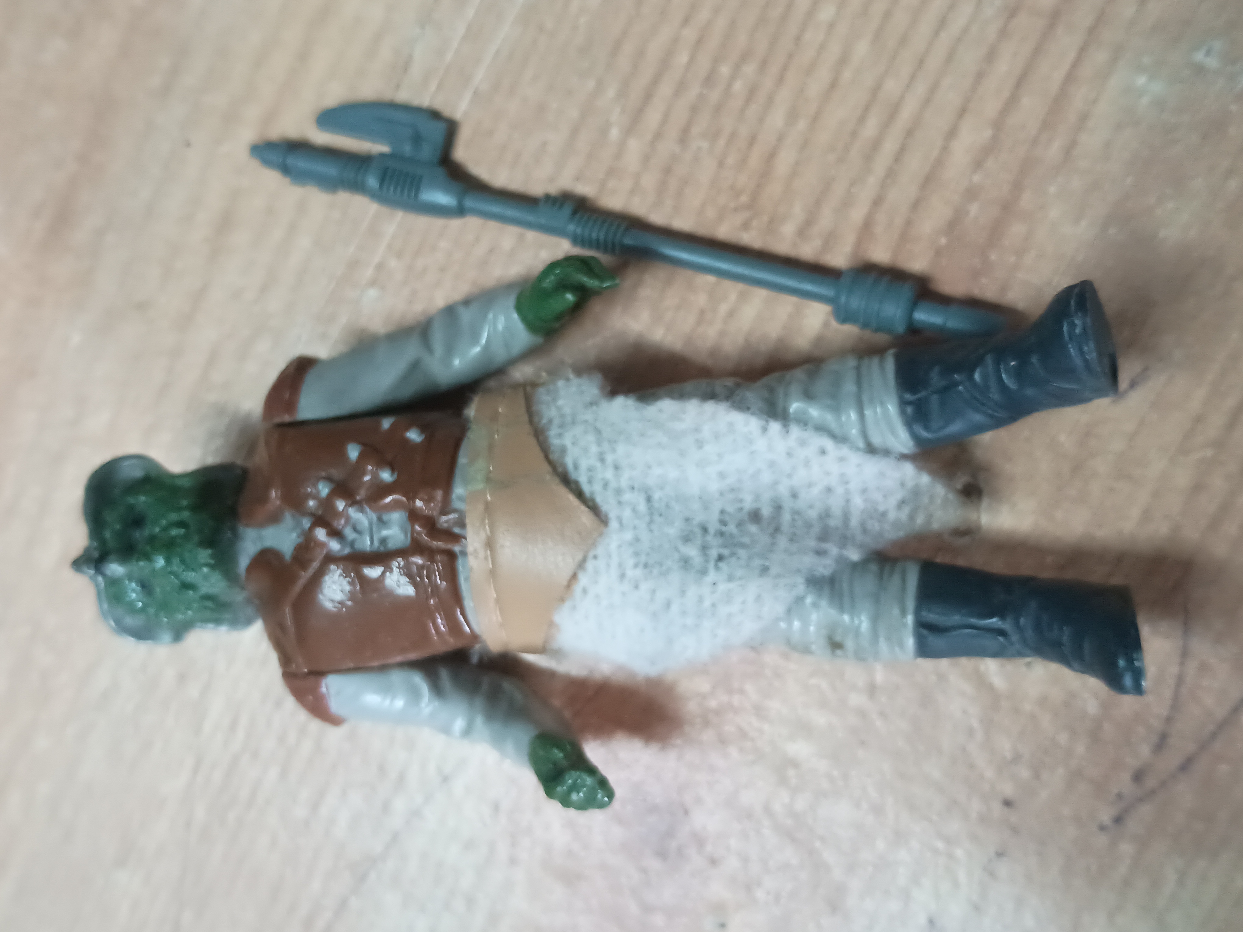 Vintage star wars 1980s figure with weapon