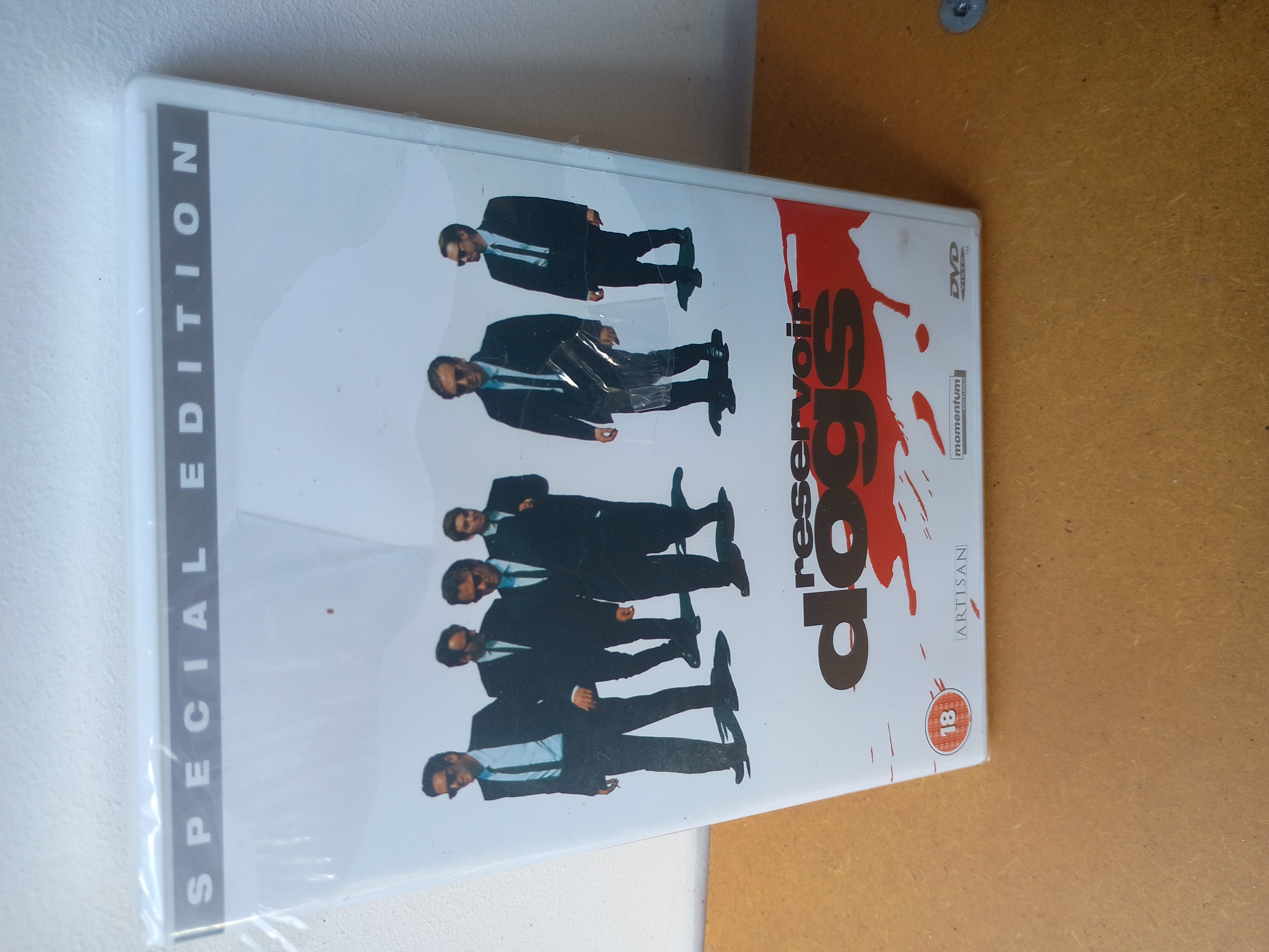 Sealed reservoir dogs