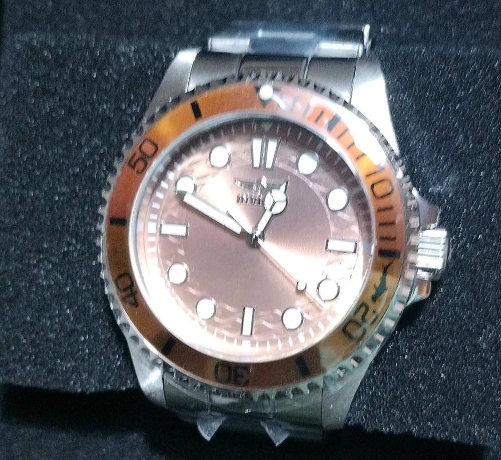 Lot 231: Invicta boxed watch