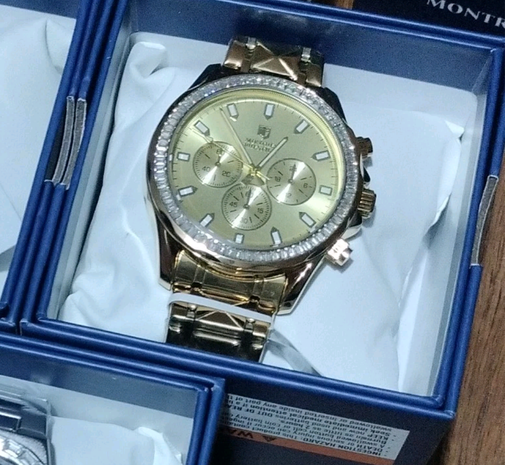 Lot 236: Invicta boxed watch