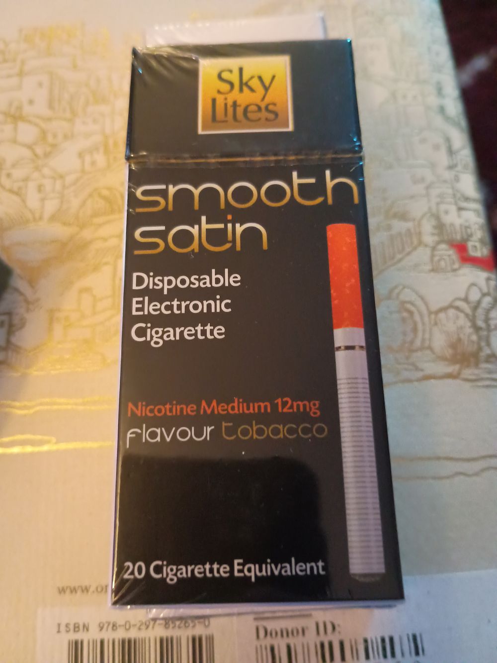 Lot 251: New electronic cigarette