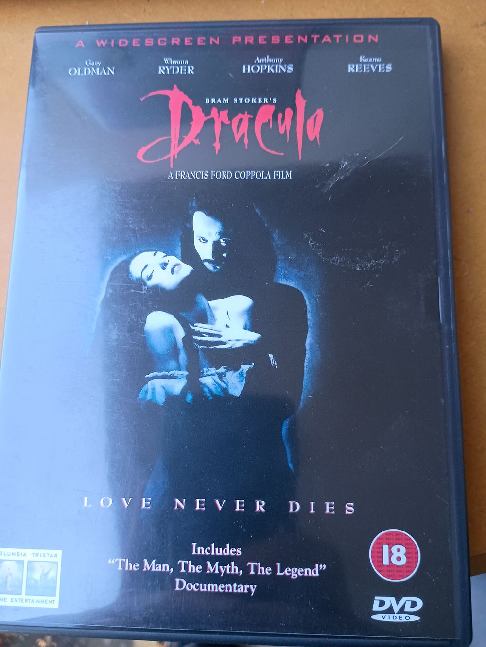 Lot 9: Dracula set