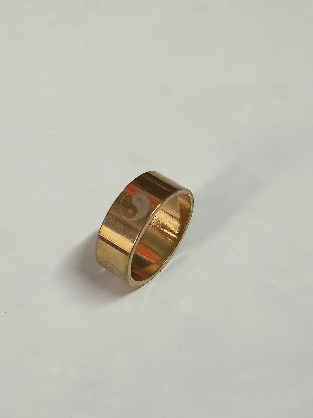 Lot 113: Solid Band Ring