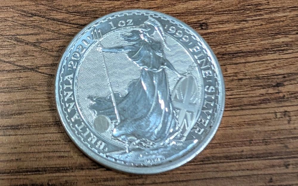 Lot 2: Silver 1oz coin