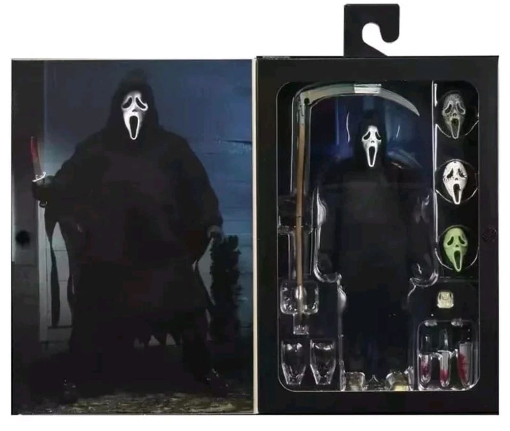 Lot 110: Scream figure