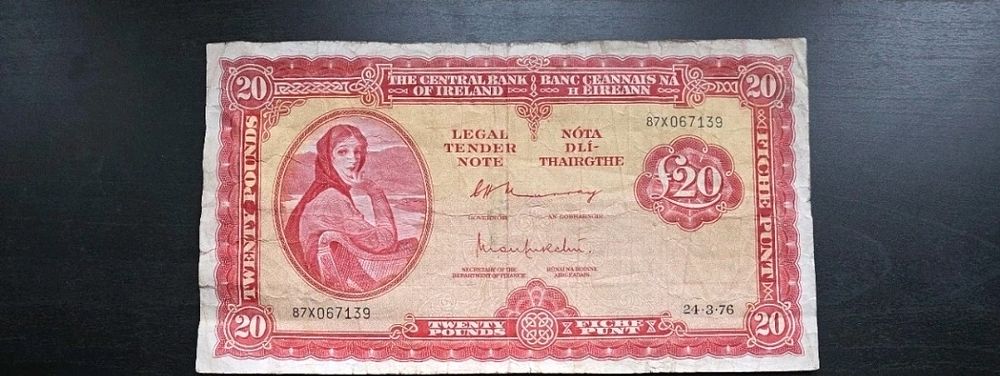 Lot 127: Vintage irish bank note