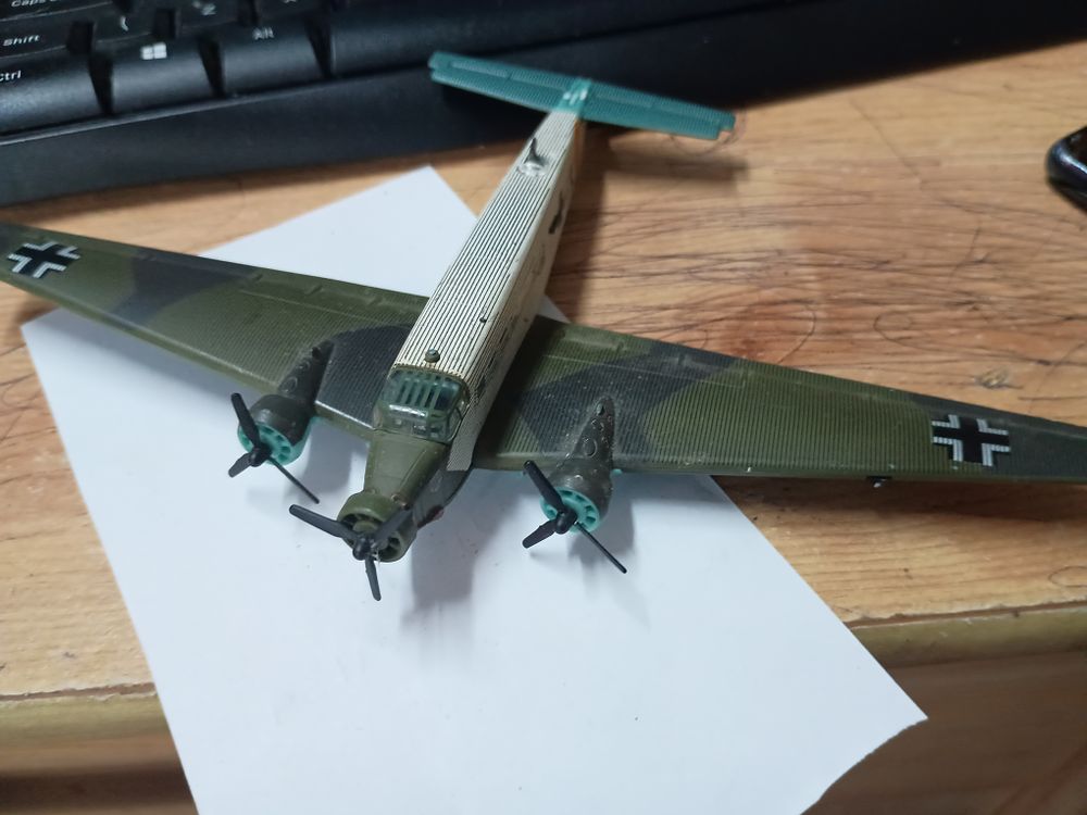 Lot 17f: Large German military plane