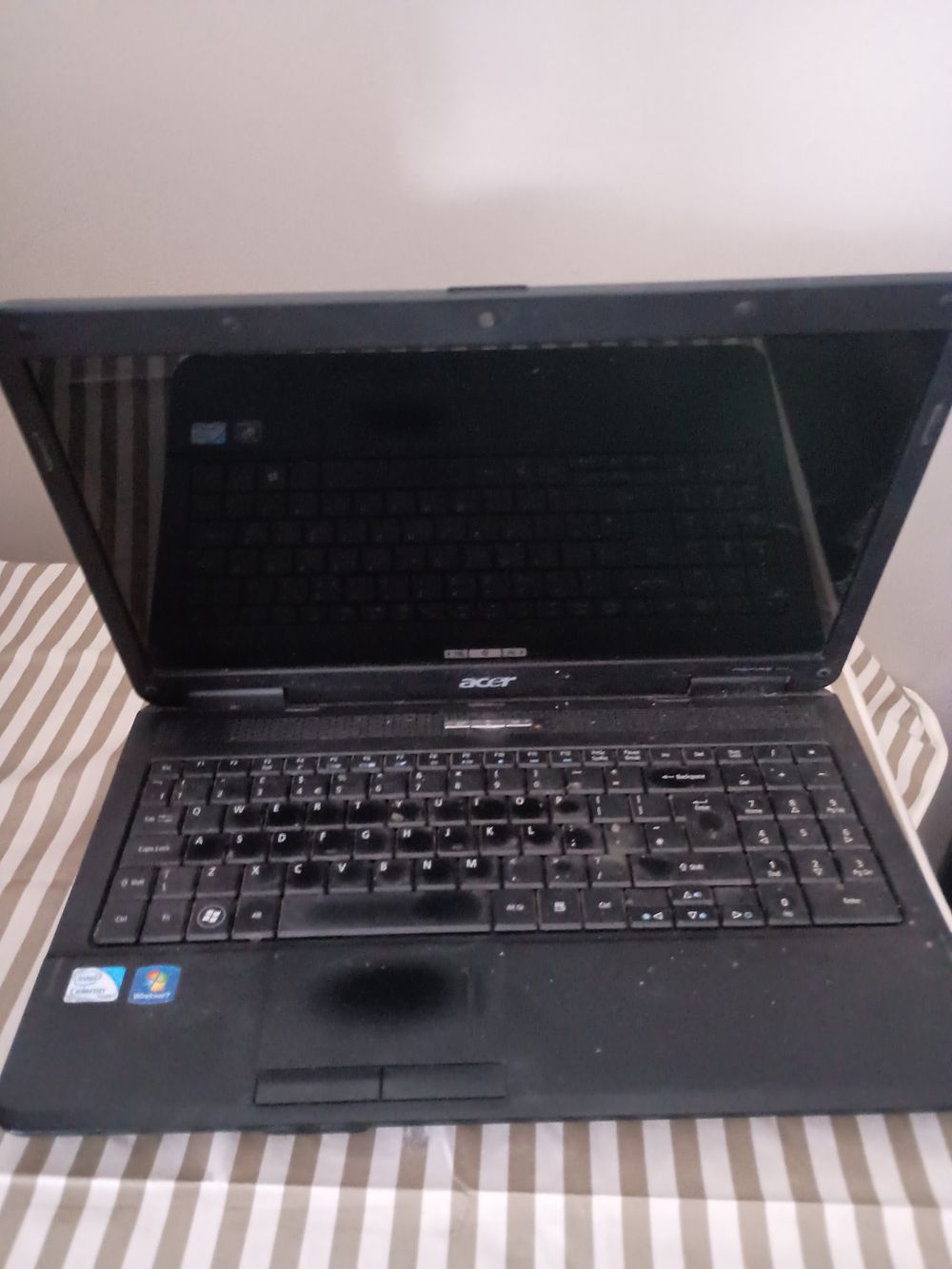 Lot 195: Acer laptop
