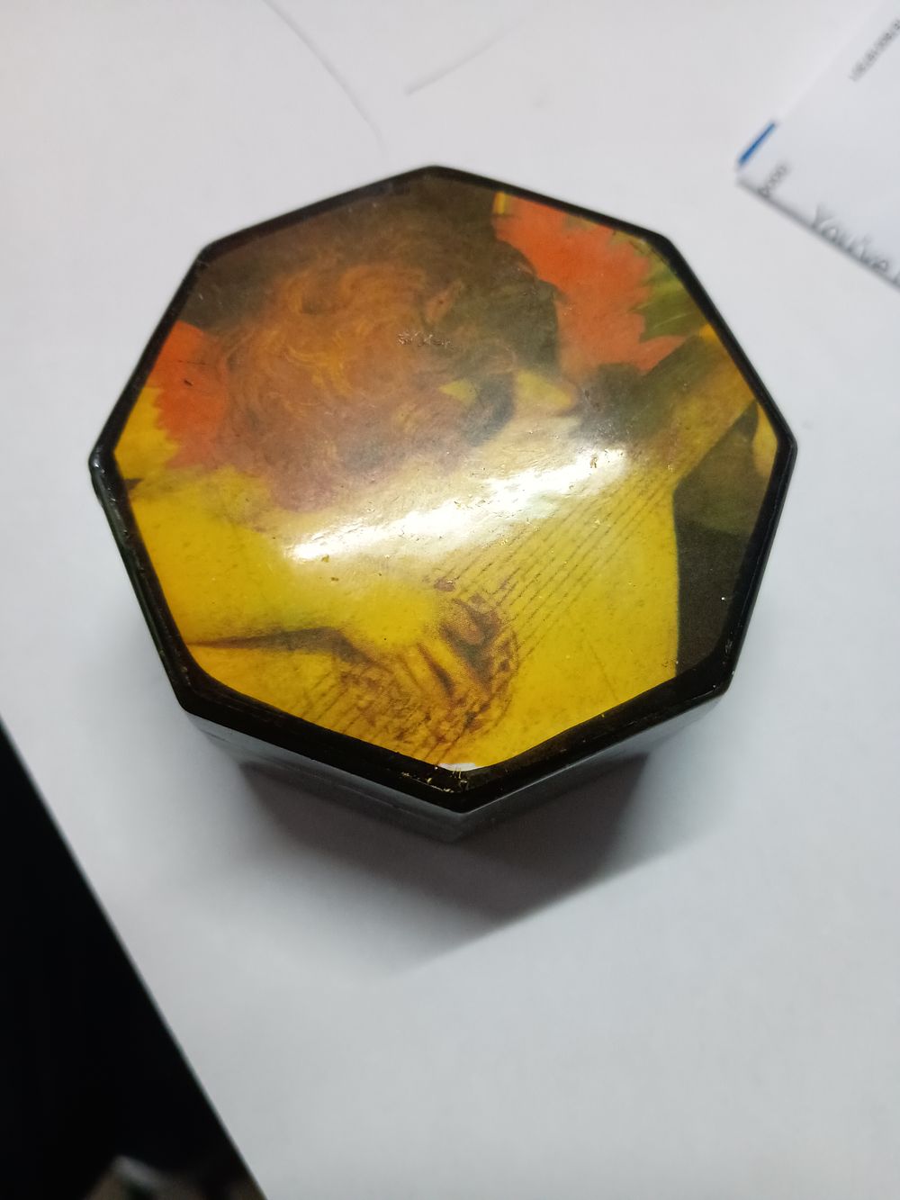 Lot 222: Trinket