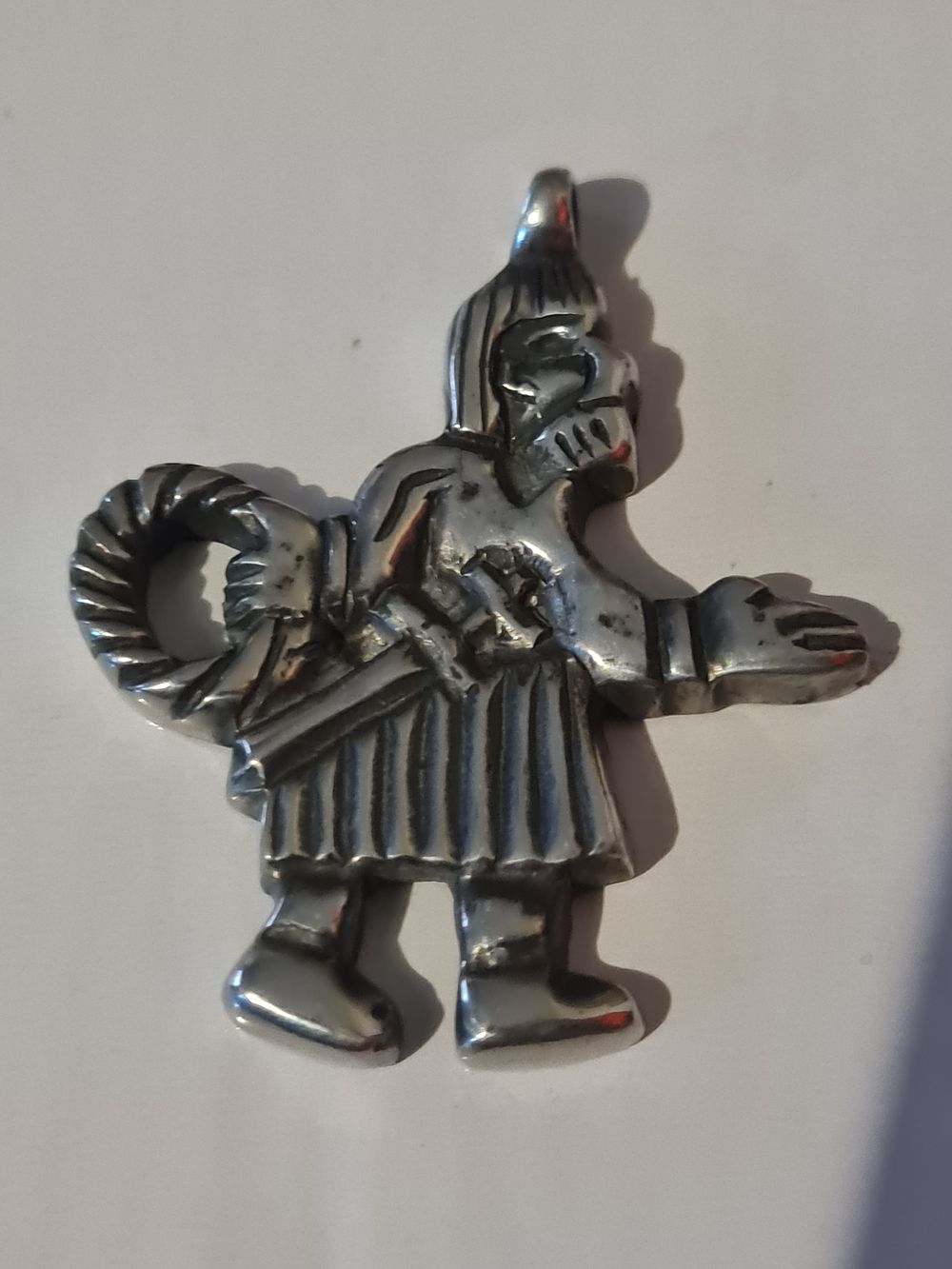 Lot 172: Pewter pendant
