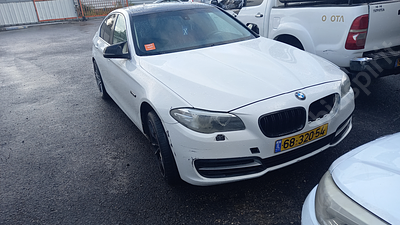 ב.מ.וו. 520i מודל 2015. יד חמישית
נפח מנוע: 1,997 סמ"ק, מפתח: אין.