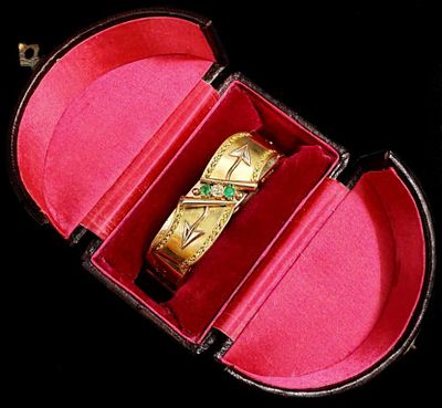 ЗОЛОТО 56 пр! РИГА, XIX в! БРАСЛЕТ "ЛЮБОВНЫЕ ВОЛНЕНИЯ"! БРИЛЛИАНТ И ИЗУМРУДЫ! 18,5 размер! 27 гр!. 