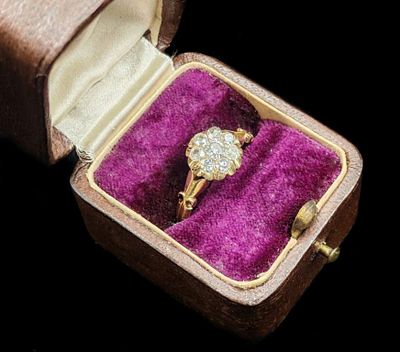 ЗОЛОТО 56 пр! XIX в! ПОТРЯСАЮЩЕЕ КОЛЬЦО "МАЛИНКА" С ОТБОРНЫМИ ПРИРОДНЫМИ БРИЛЛИАНТАМИ! 18 разм!. 