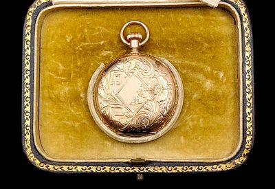 ЗОЛОТО 56 пр! США, "WALTHAM", 1887 г! ИЗУМИТЕЛЬНЫЙ КАРМАННЫЕ ЧАСЫ С УЗОРОМ МОДЕРН! НА ХОДУ! 43 гр. 