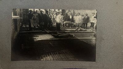 [Из архива Гео́ргий Алекса́ндрович Гра́дов (Сутягин)] Фотография 1930-х годов строительство в 